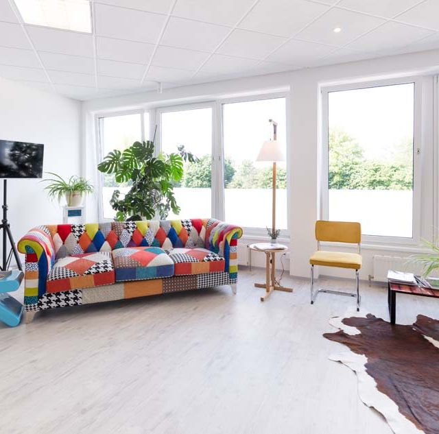 Sofa im Bad-Schauraum